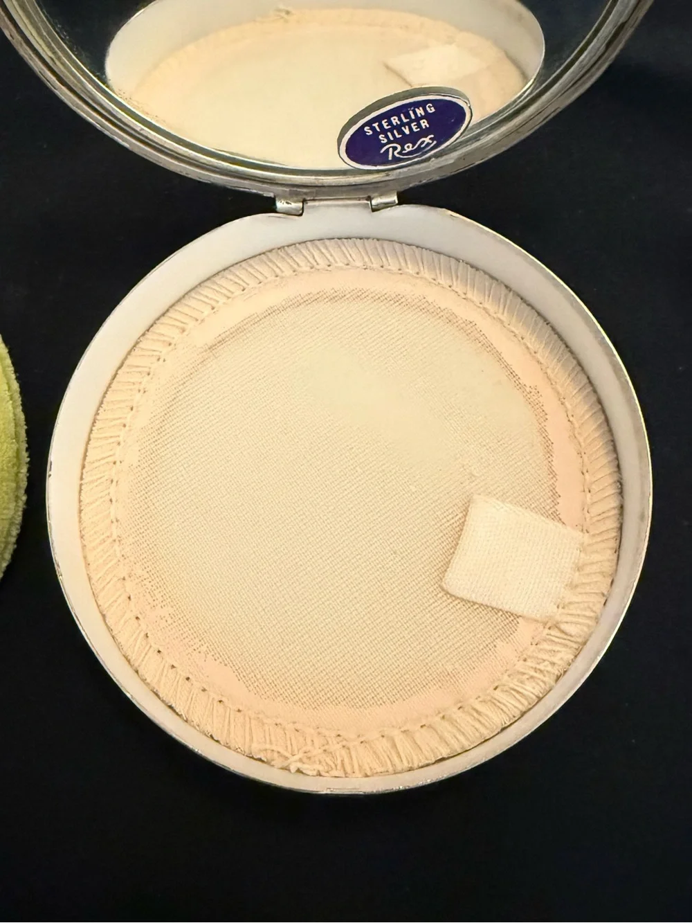 Vintage Rex Fifth Avenue Compact